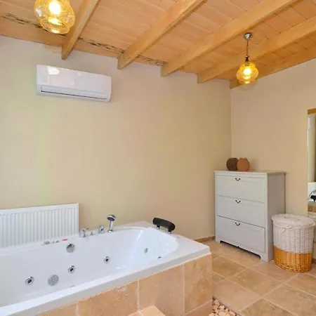 Villa Amie Villa