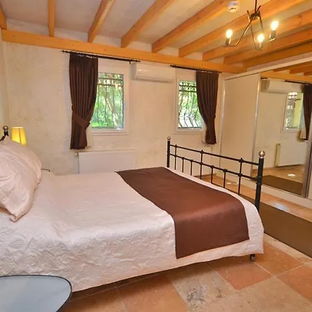 Villa Amie Villa *